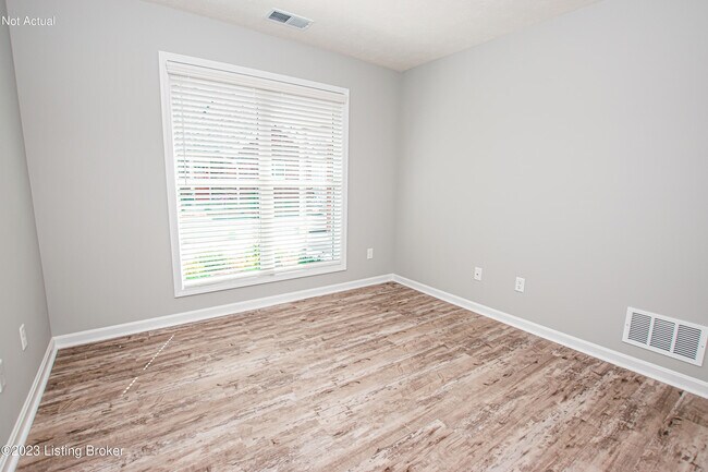 Foto del edificio - 504 Eagle Pointe Dr