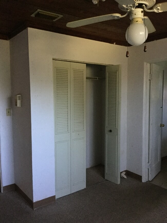 Building Photo - 509 E Magnolia St