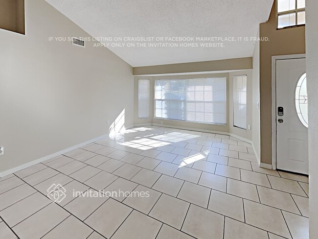 Building Photo - 430 Vineyard Dr