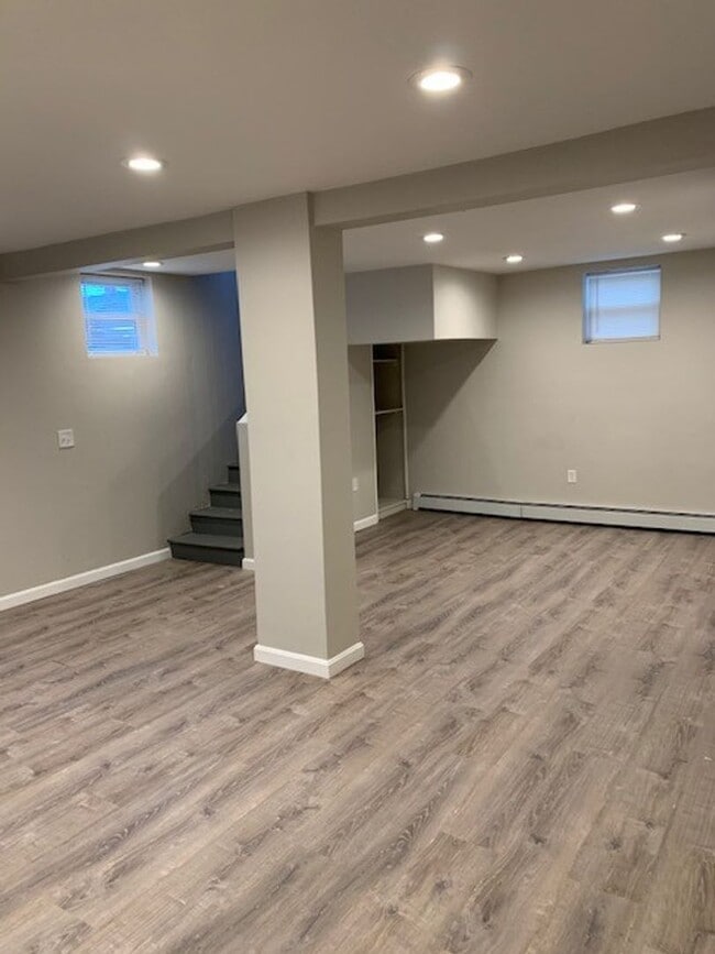 Foto del edificio - 823 River Ave