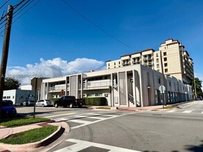 Building Photo - 100 Madeira Ave