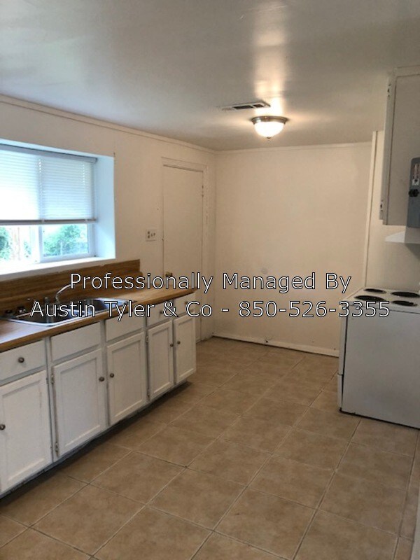 4350 Pearl St, Marianna, FL 32448 House Rental in Marianna, FL