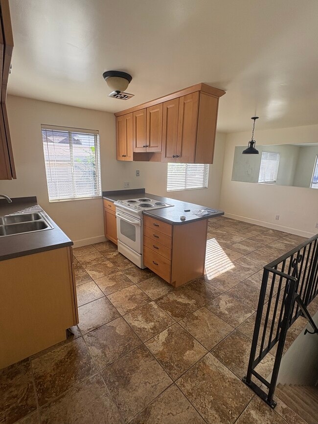 Foto del edificio - 2277 E 3380 S