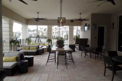 Foto del edificio - 1058 N State Road 7