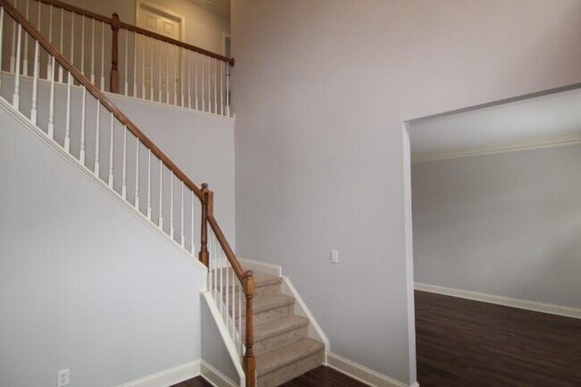 Building Photo - 1140 Graystone Crossing