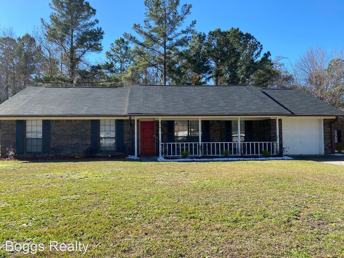 Primary Photo - 3 br, 2 bath House - 970 Hawthorne Court