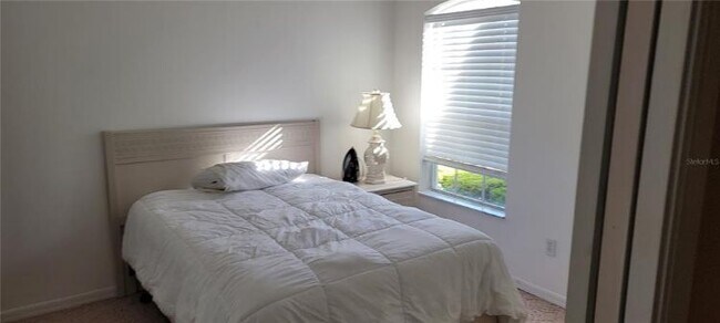 Foto del edificio - 404 Amaya Ave