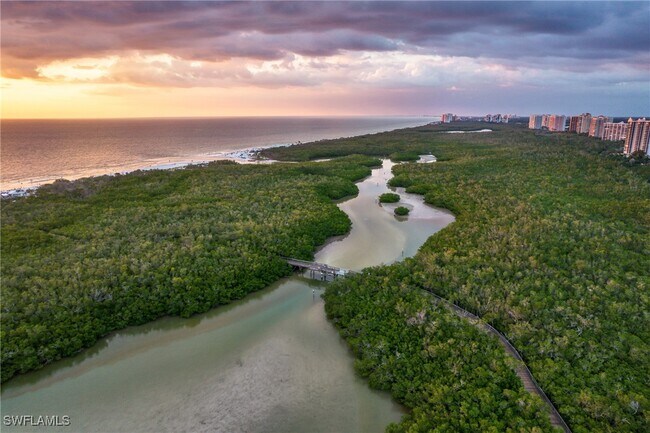 Foto del edificio - 5550 Heron Point Dr