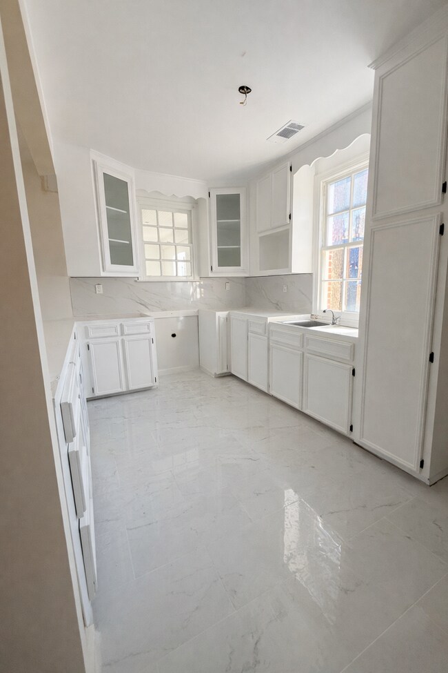 Foto del edificio - Coming Soon – Fully Remodeled Home!