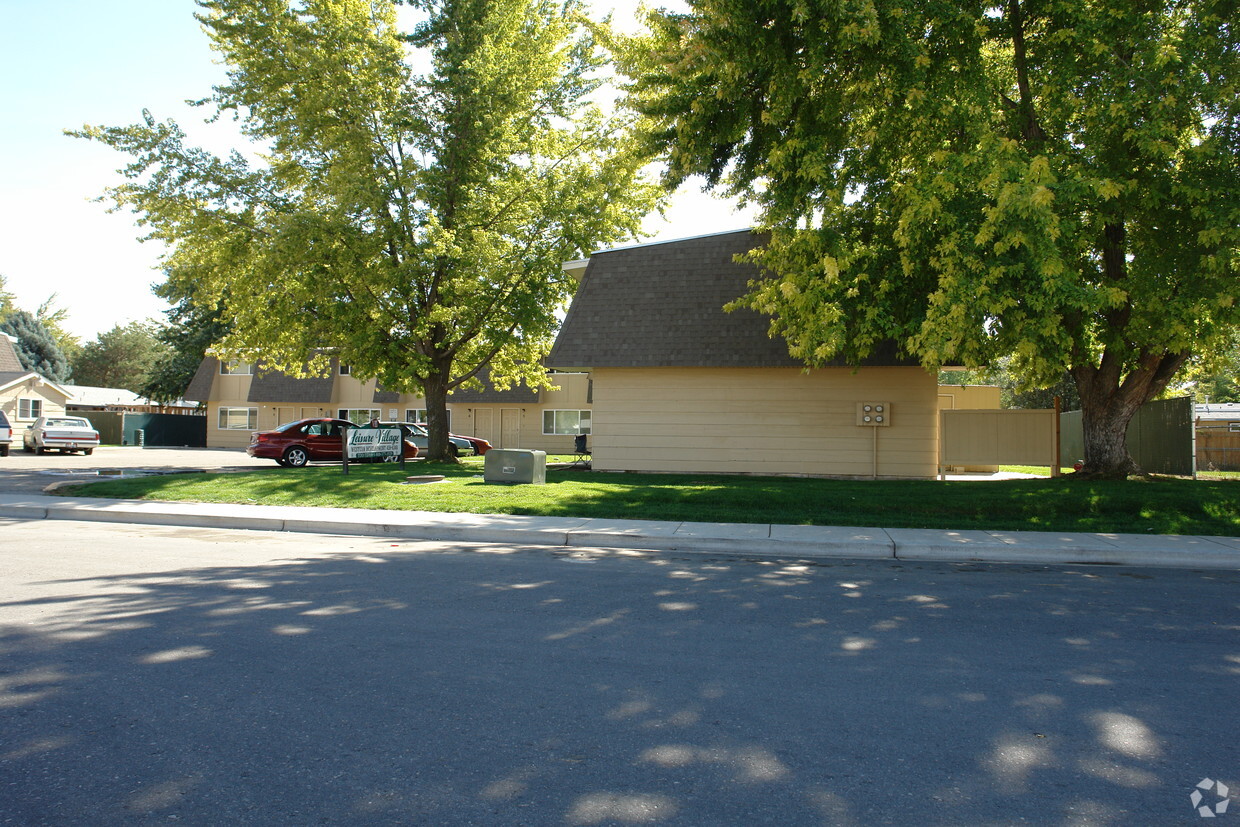 Building Photo - Leisure Village VIII