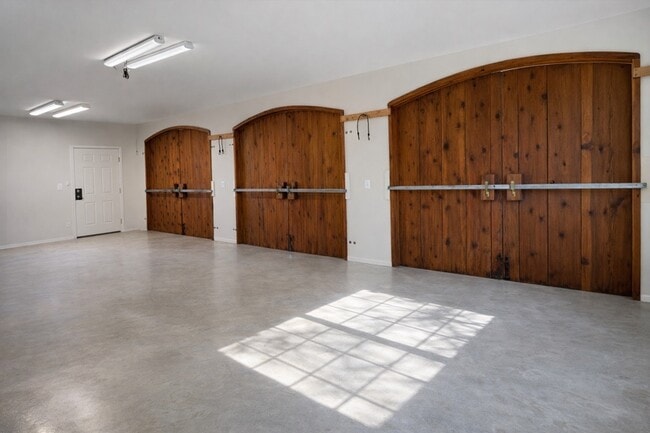 Foto del edificio - 20250 Vineyard Ln