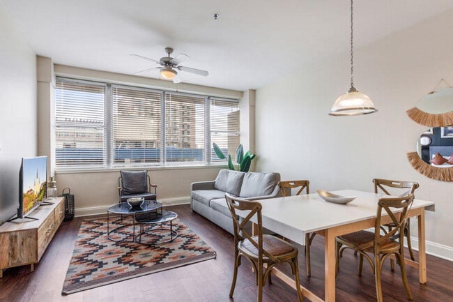 Foto del edificio - 925 Common St