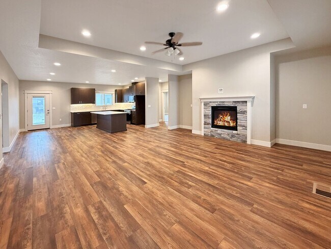 Foto del edificio - New 3-Bedroom Nampa Home with Quartz Counters, Walk-In Pantry & Dog-Friendly Policy