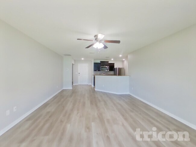 Foto del edificio - 77013 Birdseye Ct