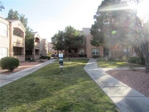 Building Photo - 8101 W Flamingo Rd