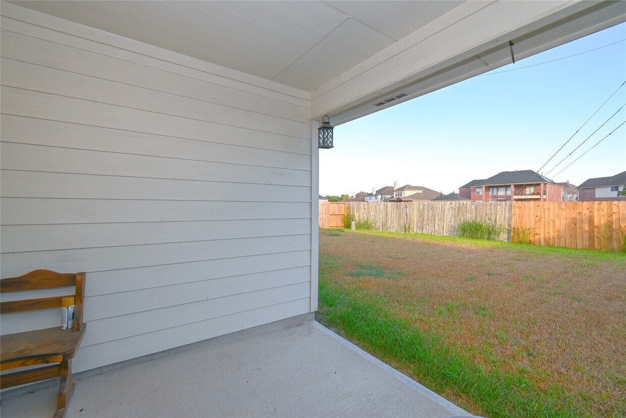 Foto del edificio - 23719 Parkwater Bridge Ln