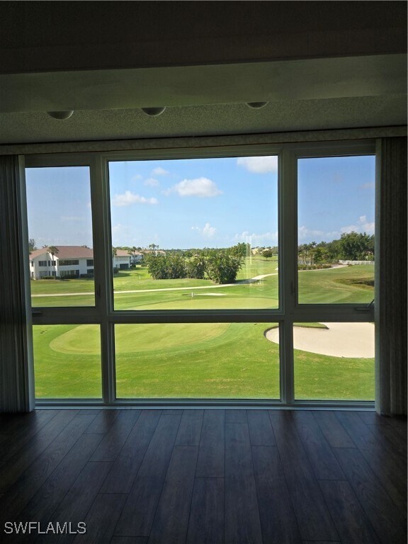 Foto del edificio - 1580 Pine Valley Dr