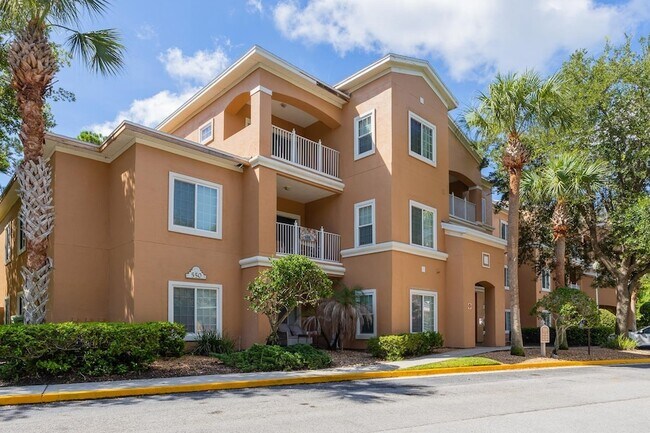 Foto del edificio - 550 Florida Club Blvd