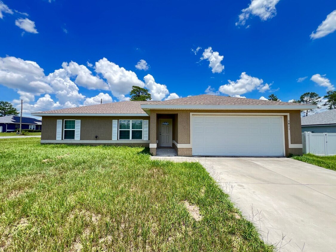 Primary Photo - INCREDIBLE 3 Bedroom, 2 Bathroom Home in O...
