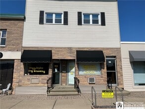 Building Photo - 106 Chautauqua Ave