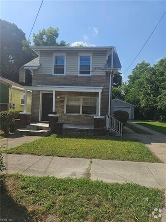 Building Photo - 1021 30th St