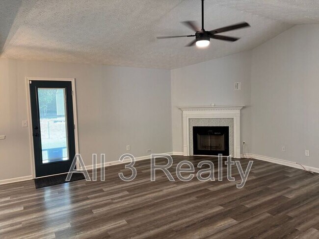 Foto del edificio - 63 Joy Springs Ct