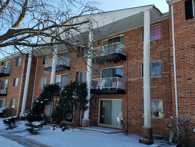 Building Photo - 3642 Salem Walk