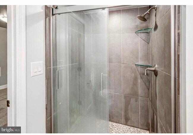 Foto del edificio - 15242 Streamside Ct