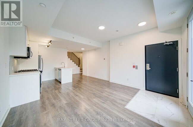 Photo du bâtiment - 1479 O'Connor Dr