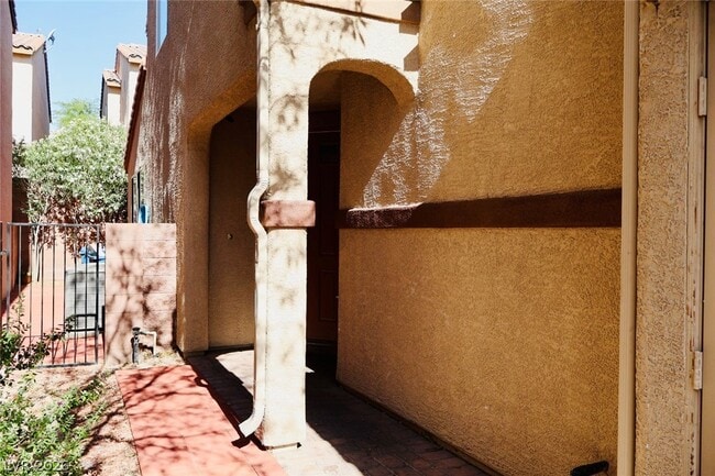 Building Photo - 9259 S Opal Hills Ln