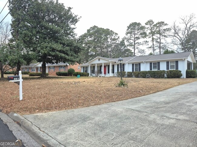 Building Photo - 930 Hill Pl