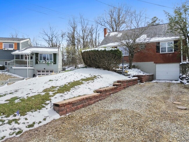 Building Photo - READY NOW! Fully RENOVATED 4 bedroom on a CUL-DE-SAC in MONROEVILLE!