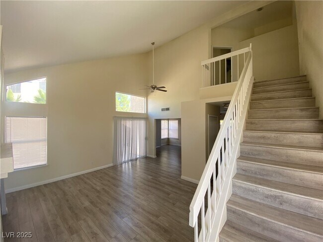 Foto del edificio - 2409 Sage Pointe Cir