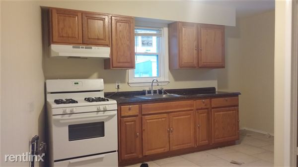 Primary Photo - 164 Elmwood Ave
