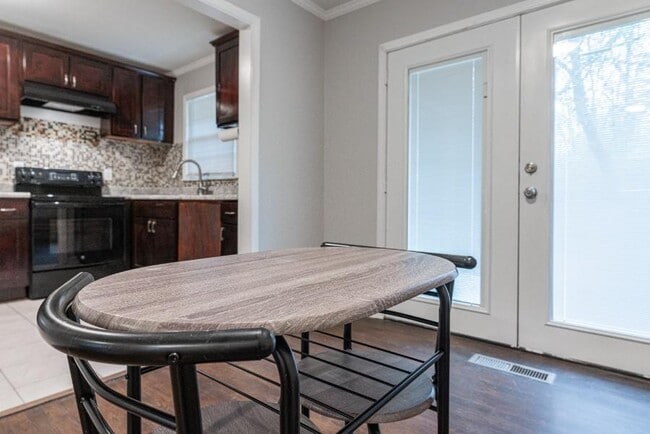 Photo - 3883 Adamsville Dr SW Apartment