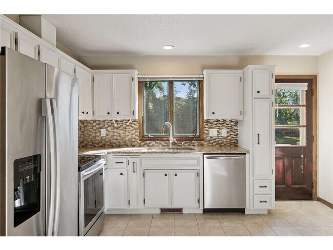 Foto del edificio - 7207 Heatherton Cir