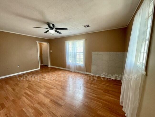 Foto del edificio - 2714 Windsor Ave