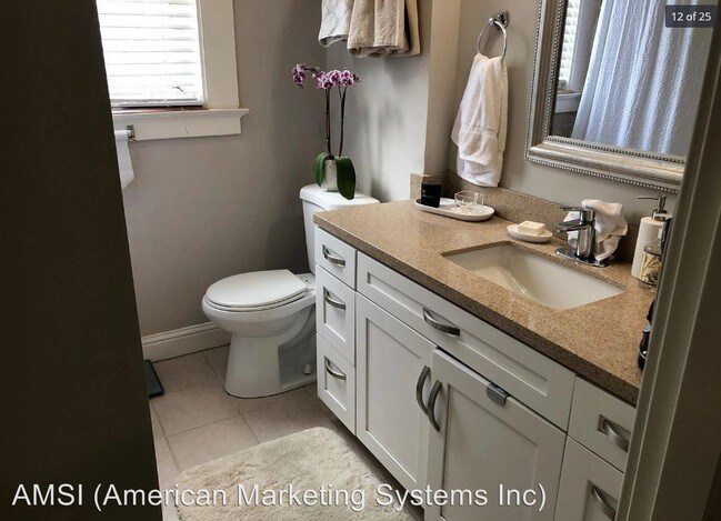 Building Photo - 1 br, 1 bath House - 1360 Green #3
