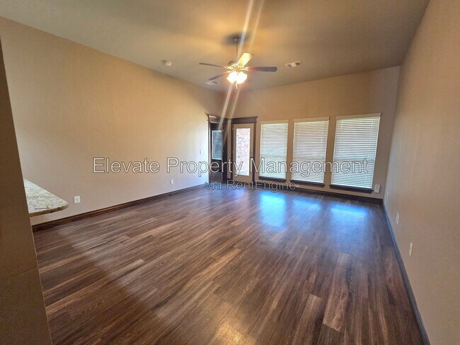 Foto del edificio - 2209 Starwood Wy