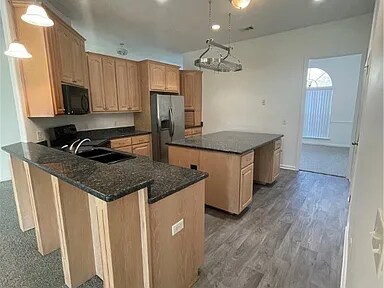 Building Photo - 568 Marshview Dr