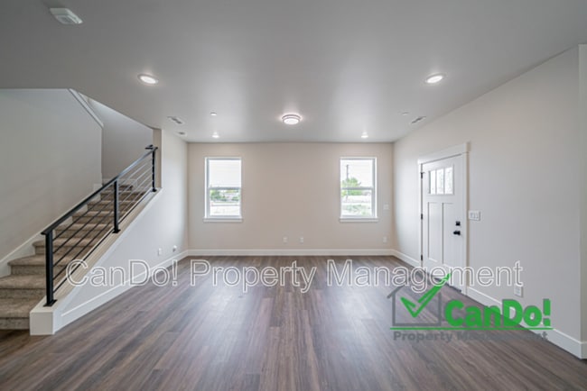 Building Photo - 3014 Huntshire Ave