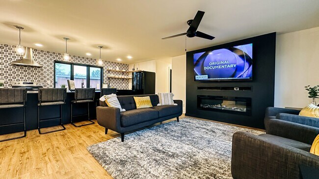 Foto del edificio - Beautiful 3 Bed 2.5 Bath Home!