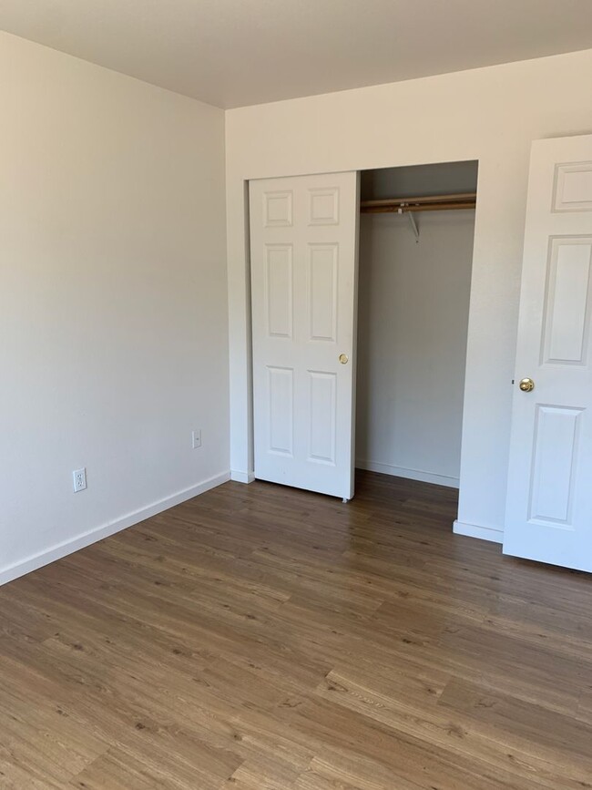 Building Photo - 2907 Duplex