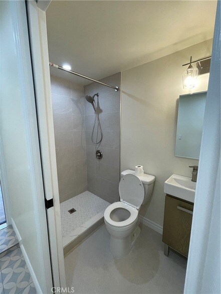 Foto del edificio - 1127 N Verdugo Rd