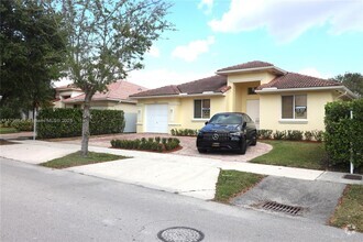 Building Photo - 2865 SW 139th Ave