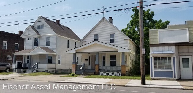 Building Photo - 4 br, 1 bath House - 5005 Denison Ave.