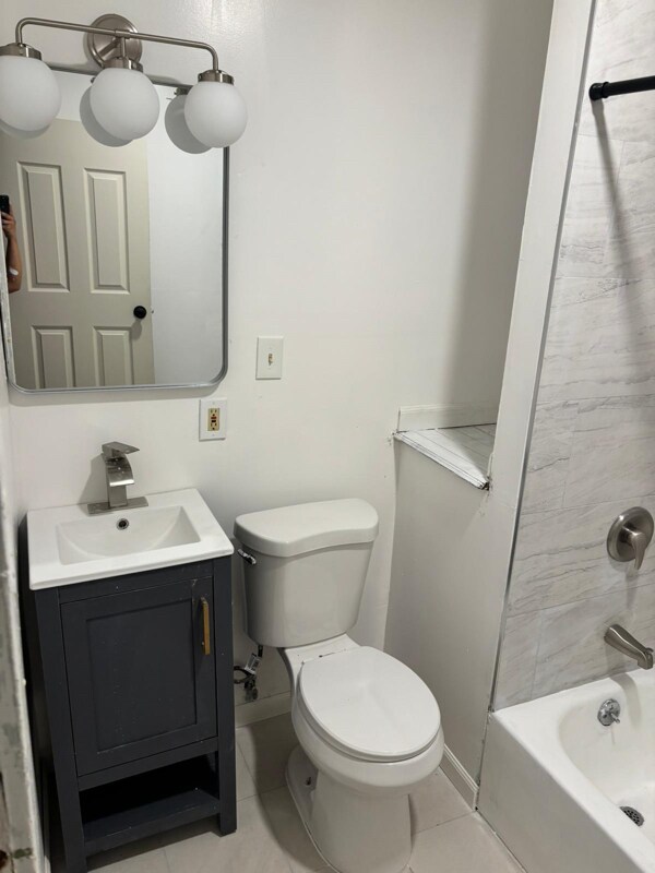 Building Photo - 11813 Soika Ave