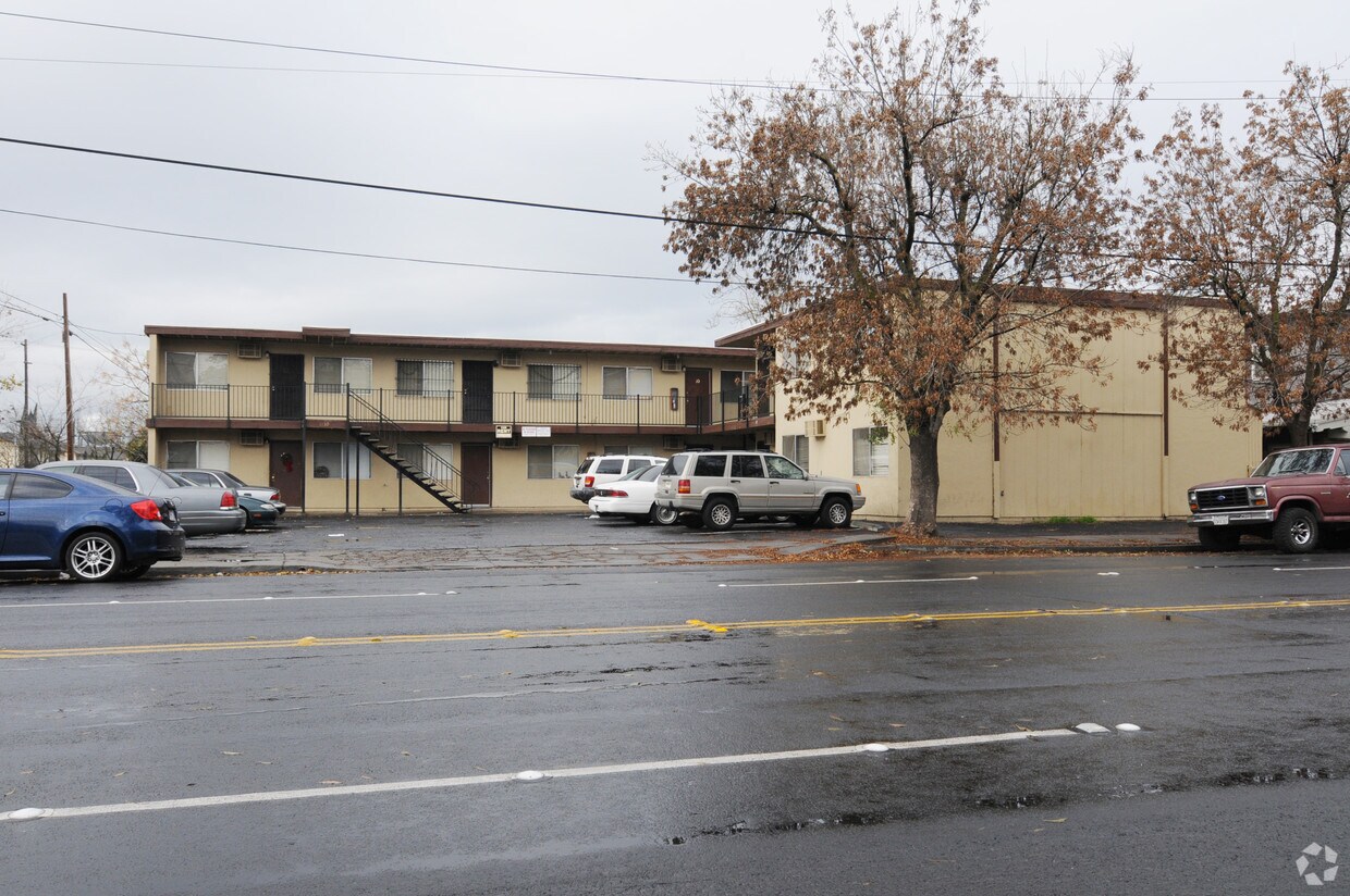 Foto del edificio - 1139 California St