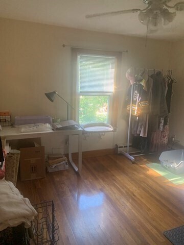 Foto del edificio - 29 Roosevelt Ave