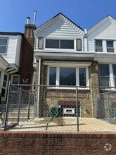 Building Photo - 2914 McKinley St
